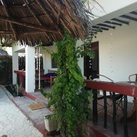 Hostel Sunny House Paje II Exterior foto