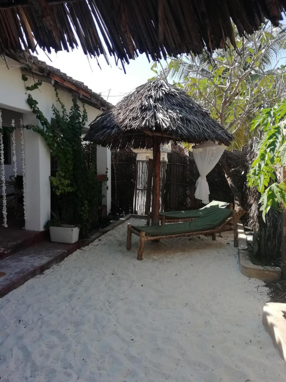 Hostel Sunny House Paje II Exterior foto