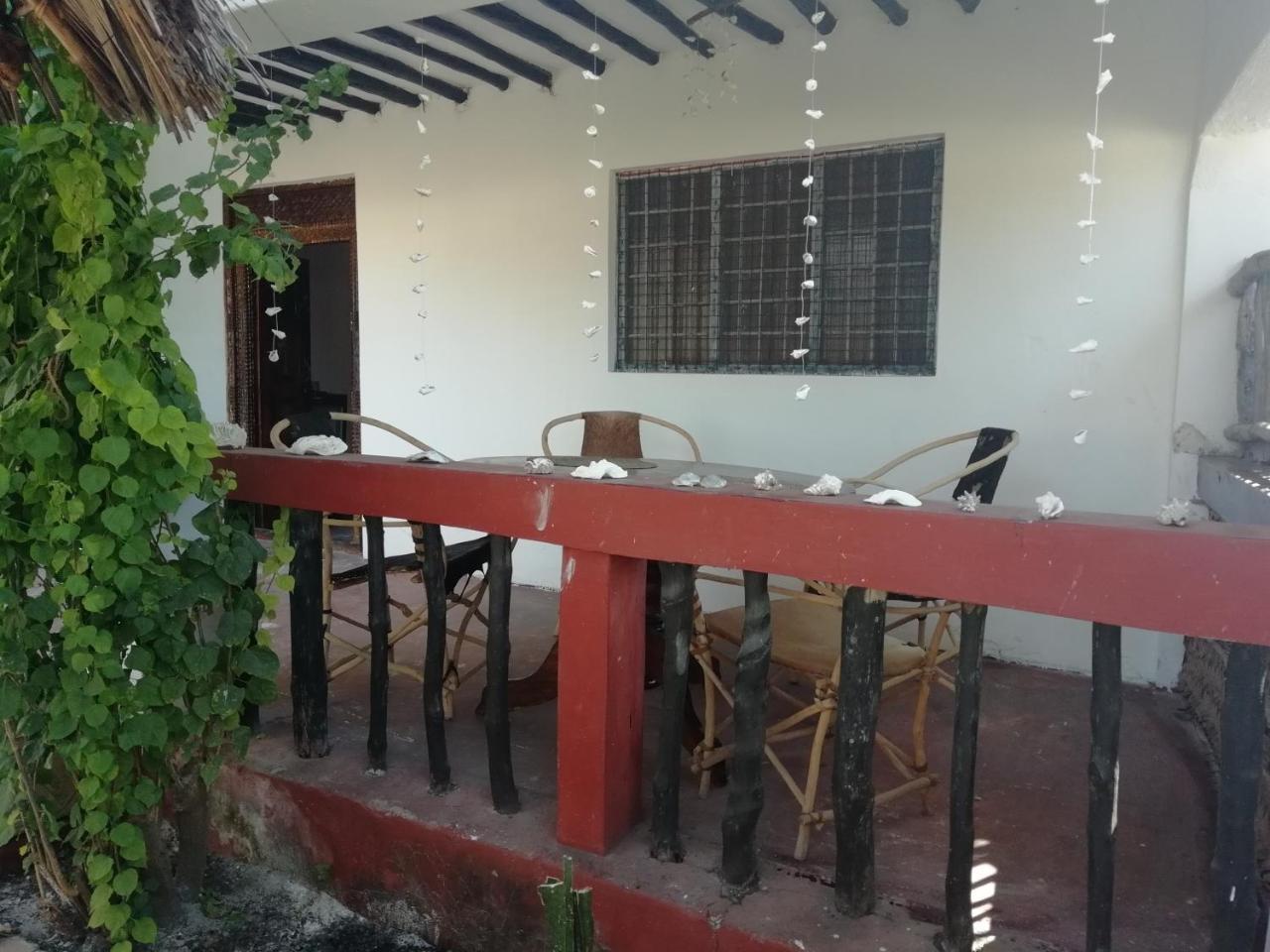 Hostel Sunny House Paje II Exterior foto