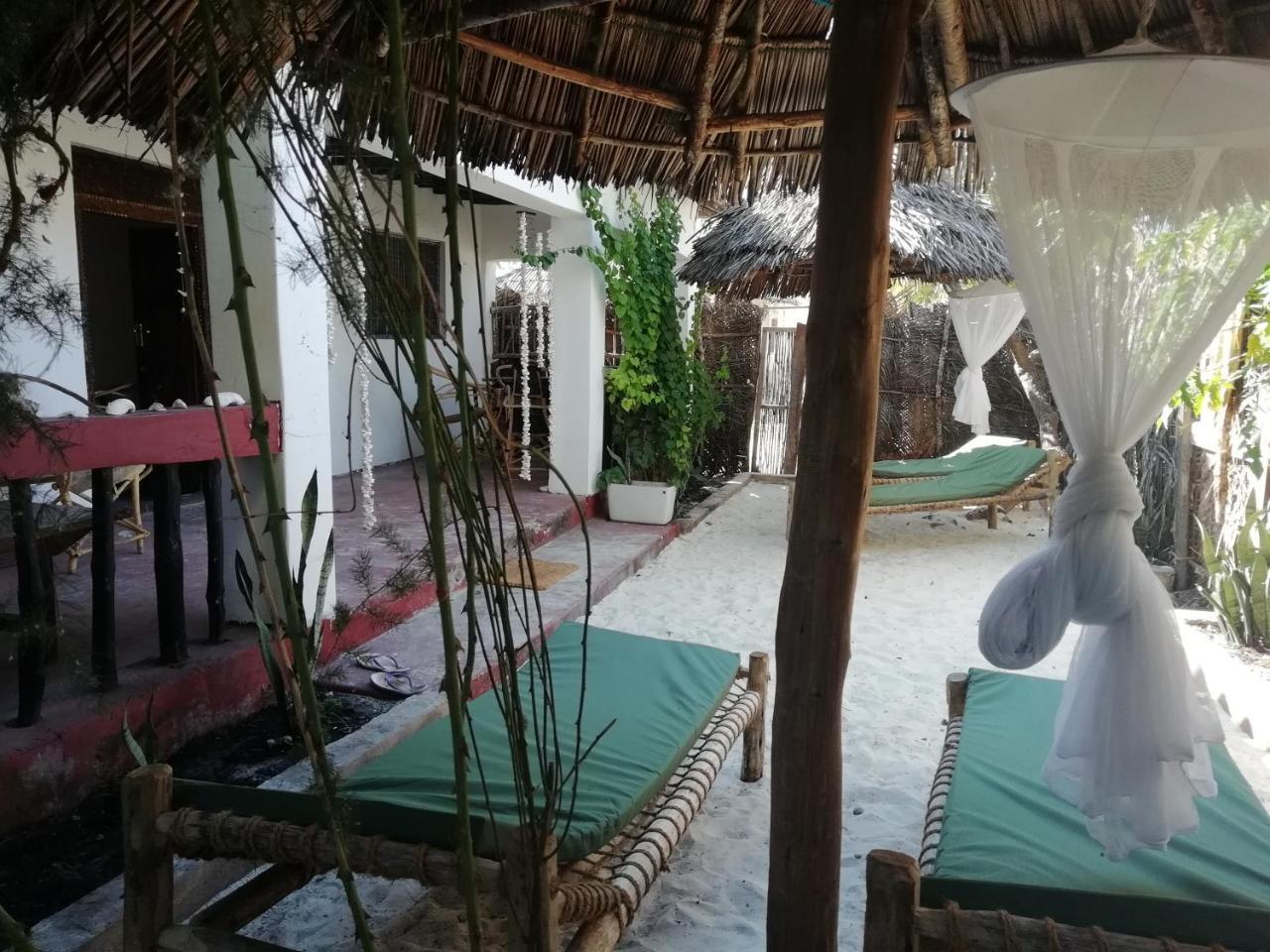 Hostel Sunny House Paje II Exterior foto