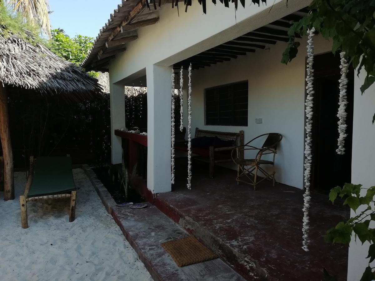 Hostel Sunny House Paje II Exterior foto