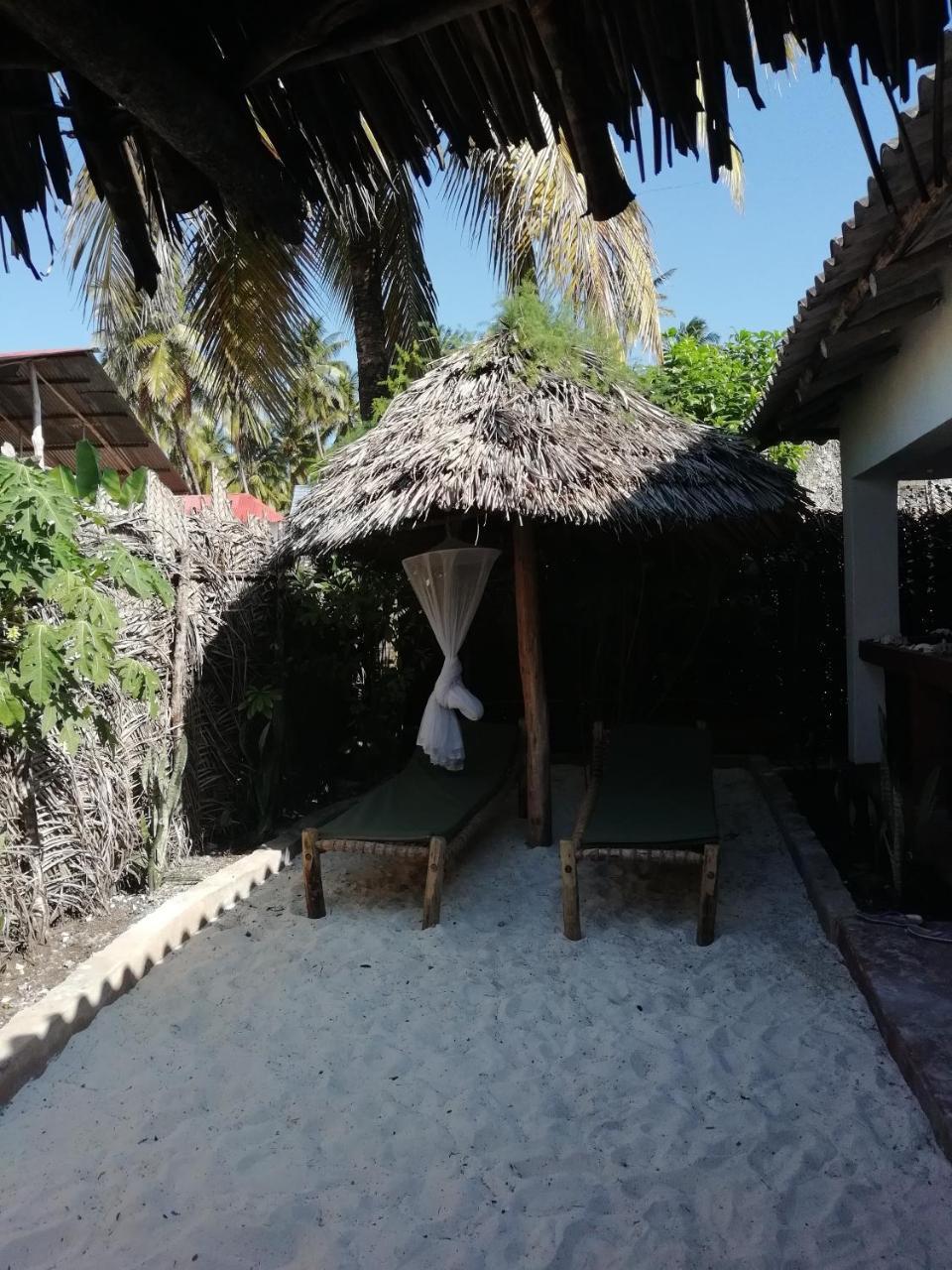 Hostel Sunny House Paje II Exterior foto